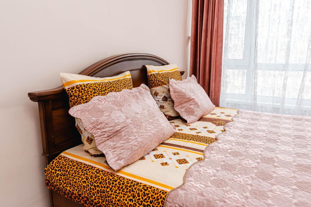 Element, 157 Apartment Almaty Luaran gambar